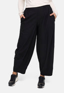 'Livia' Byxor – Vid Passform, Rent Design, & Stretch