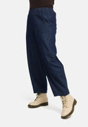Bred buks i denimblå 'Bella'