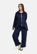 'Delina' Bluse Denim – navy, flydende & med printdetalje