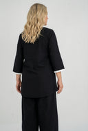 Blús 'Saria' – éagothrom, éadrom & nádúrtha